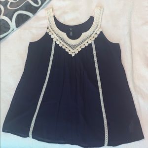 Navy & white GAP tank